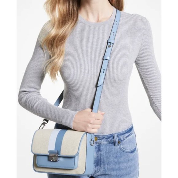 MICHAEL Kors Bradshaw Small Messenger Extra Strap Snap Closure Chambray Blue - Picture 9 of 9